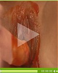 Hot Vivien fickt ihre geiule Fotze mit einem dicken Fickdildo